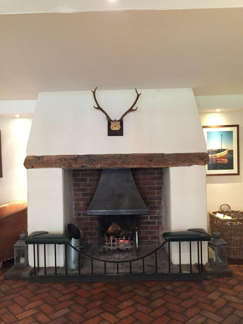 The Rose & Crown, Snettisham Hotel ภายนอก รูปภาพ